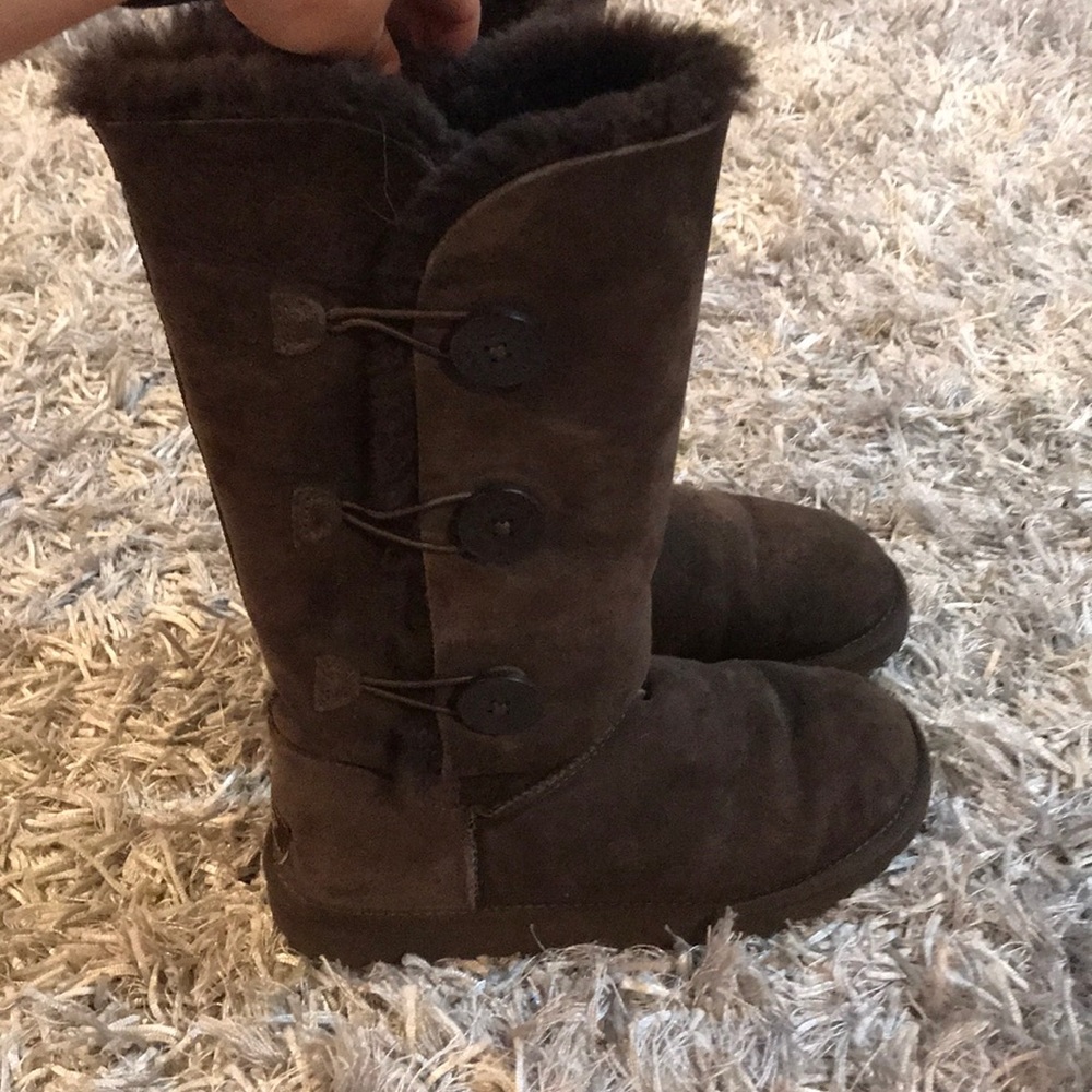 Bailey button dark brown ugg boots